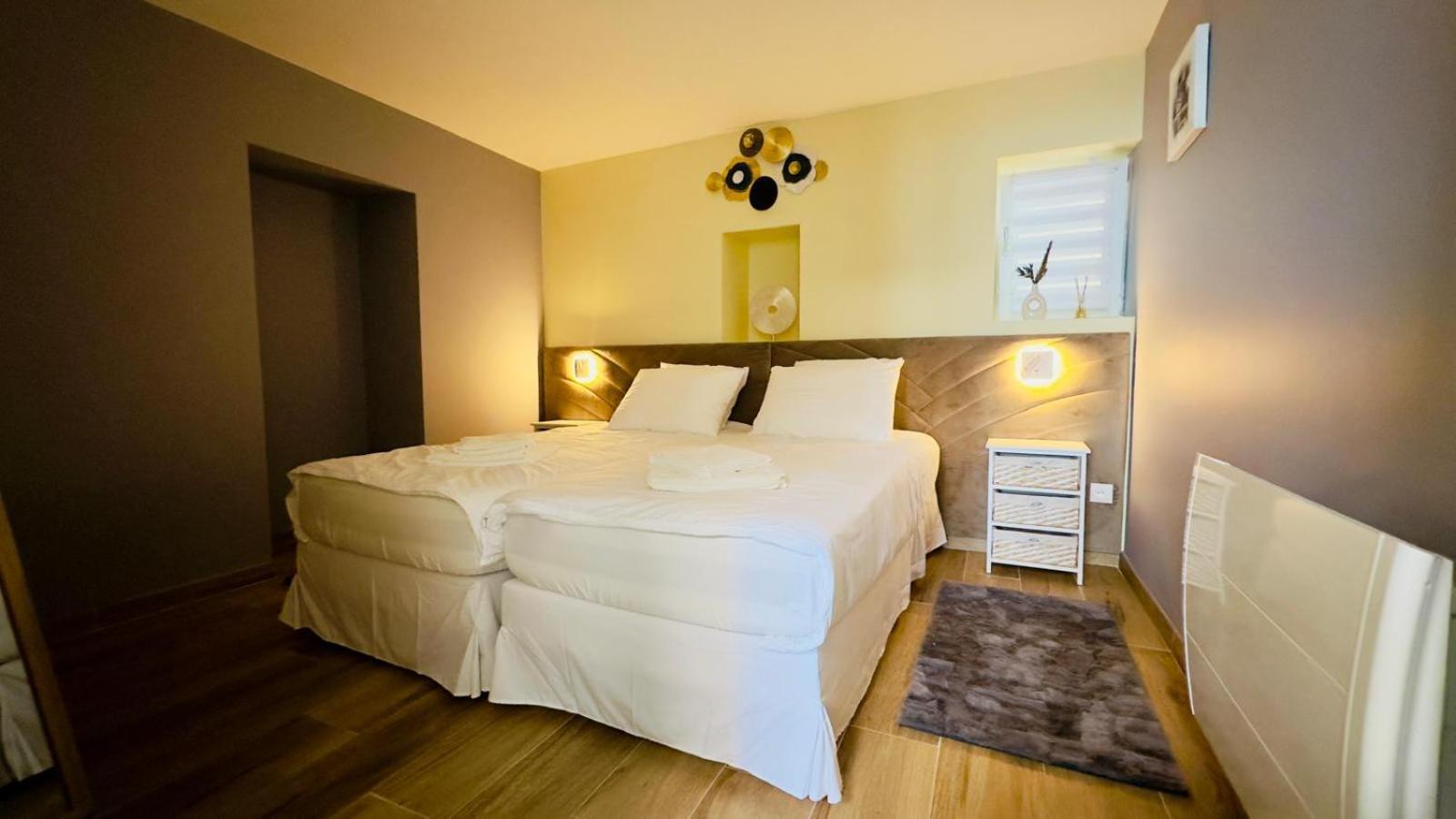 Appartement Cosy A Réminiac Esterno foto